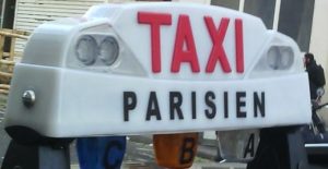 Lumineux du taxi parisien